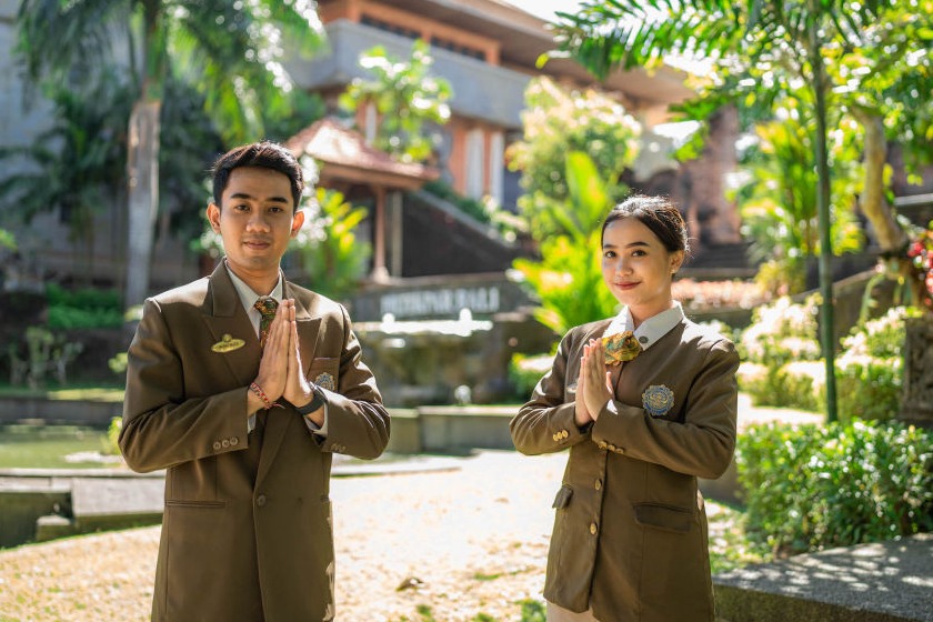 Poltekpar NHI Bandung